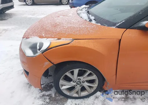 2016 Hyundai Veloster z USA, uszkodzony, nr VIN KMHTC6AD1GU260821